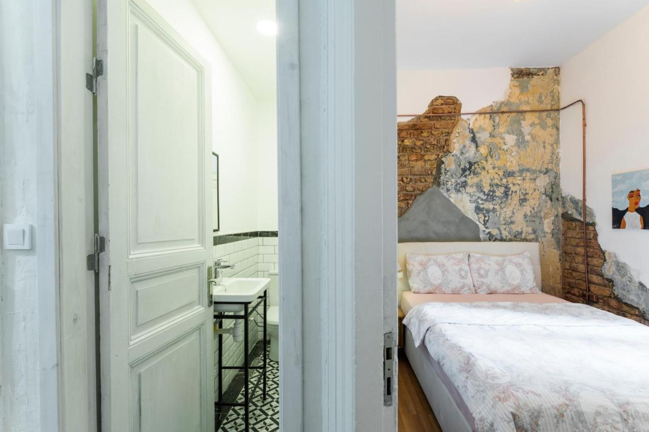 By Galata- Historical And Modern Apartment Istanbul Ngoại thất bức ảnh