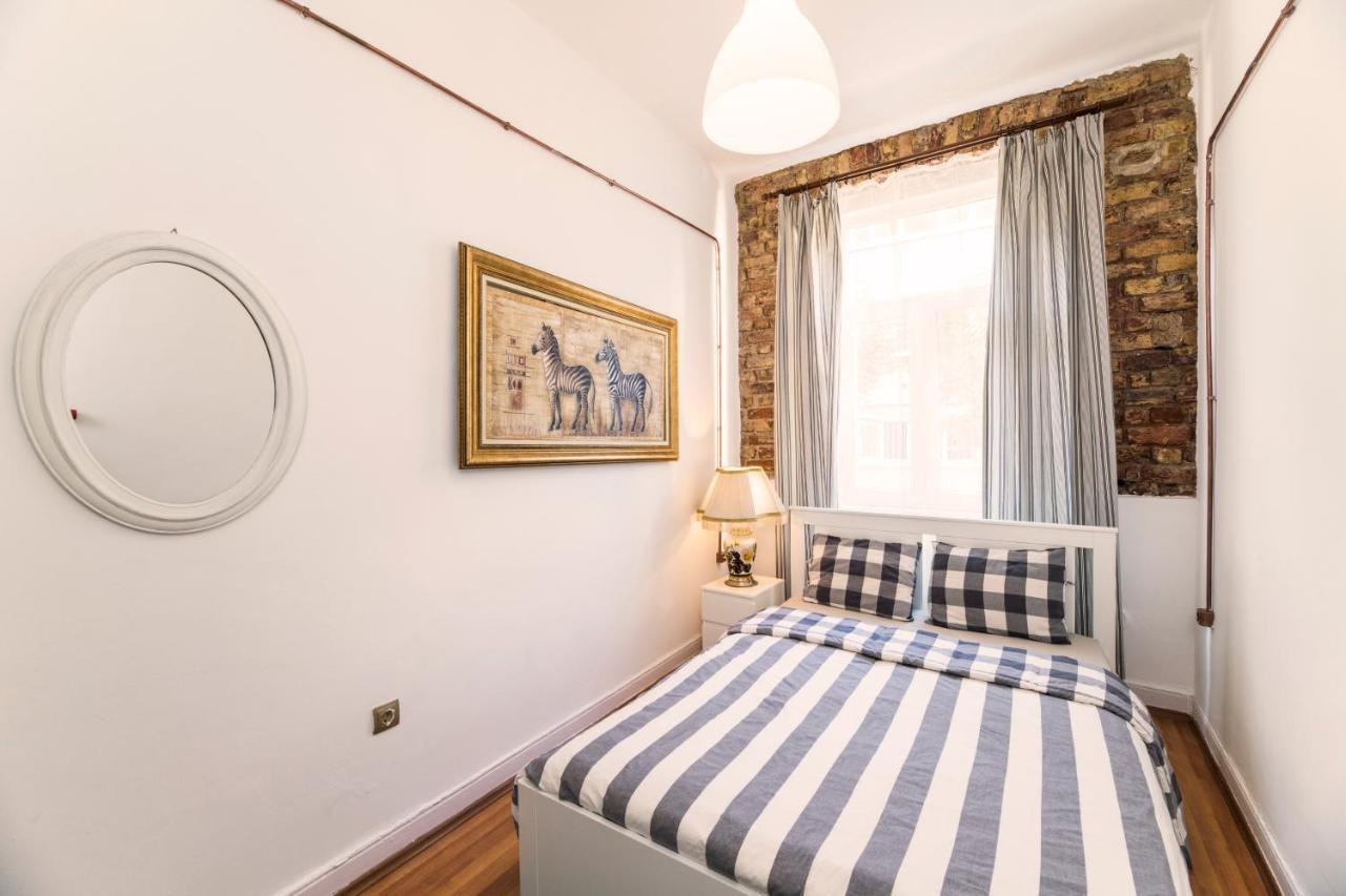 By Galata- Historical And Modern Apartment Istanbul Ngoại thất bức ảnh