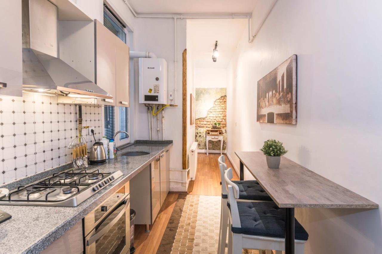 By Galata- Historical And Modern Apartment Istanbul Ngoại thất bức ảnh